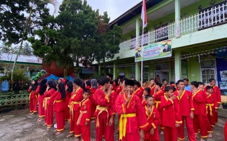 Kegiatan Tapak Suci MTs Muhammadiyah Tanjung Ampalu: Menanamkan Nilai Disiplin dan Percaya Diri Sejak Dini