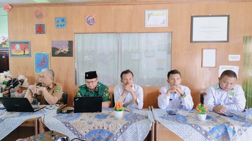 Majelis Dikdasmen PNF PDM Sijunjung Lakukan Visitasi Lapangan ke MTs Muhammadiyah Tanjung Ampalu