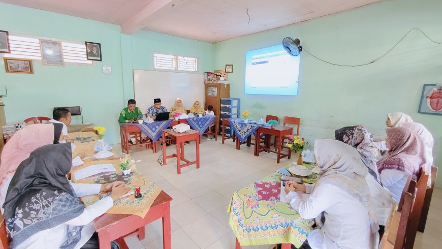Majelis Dikdasmen PNF PDM Sijunjung lakukan Visitasi ke Madrasah Ibtidaiyah Muhammadiyah
