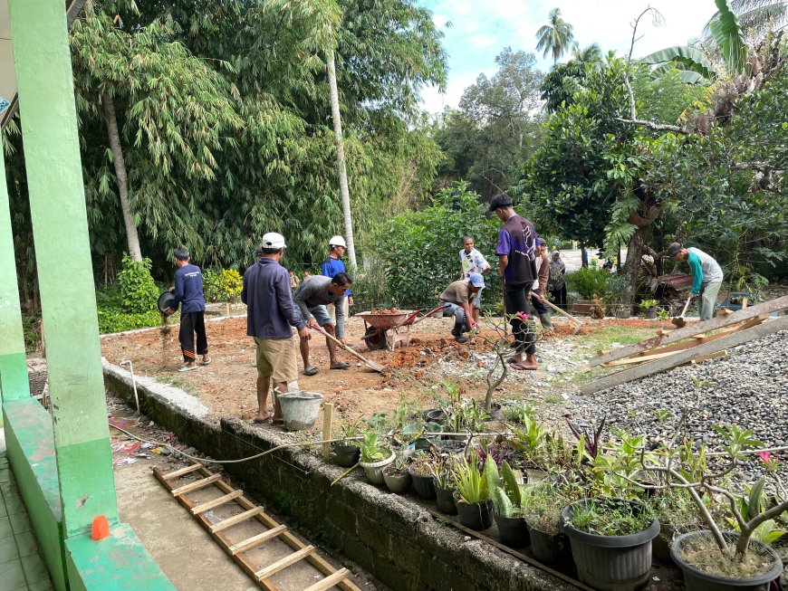 Gotong Royong Orang Tua dan Dukungan Lazismu, Bukti Cinta untuk MAS Muhammadiyah Koto VII