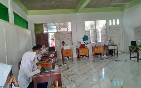 Tangguh Hadapi Kendala Teknis, Hari Kedua TKA MTs Muhammadiyah Tanjung Ampalu Tuntas dengan Tertib